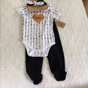 NWT Chickpea Onesie Set